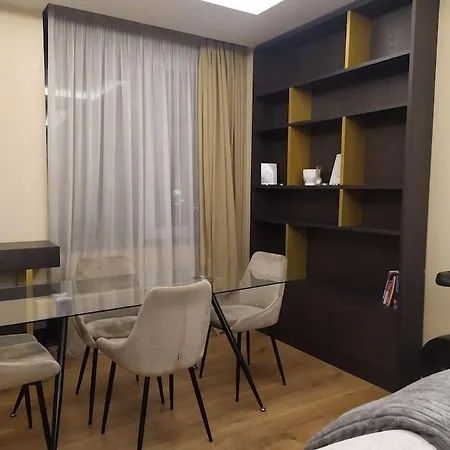 Hublife In Center *
